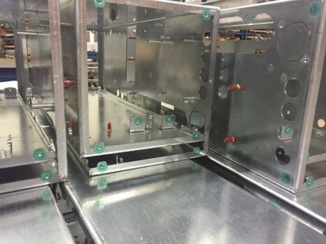envolvente placa metalica apantallamiento electromagnetico
